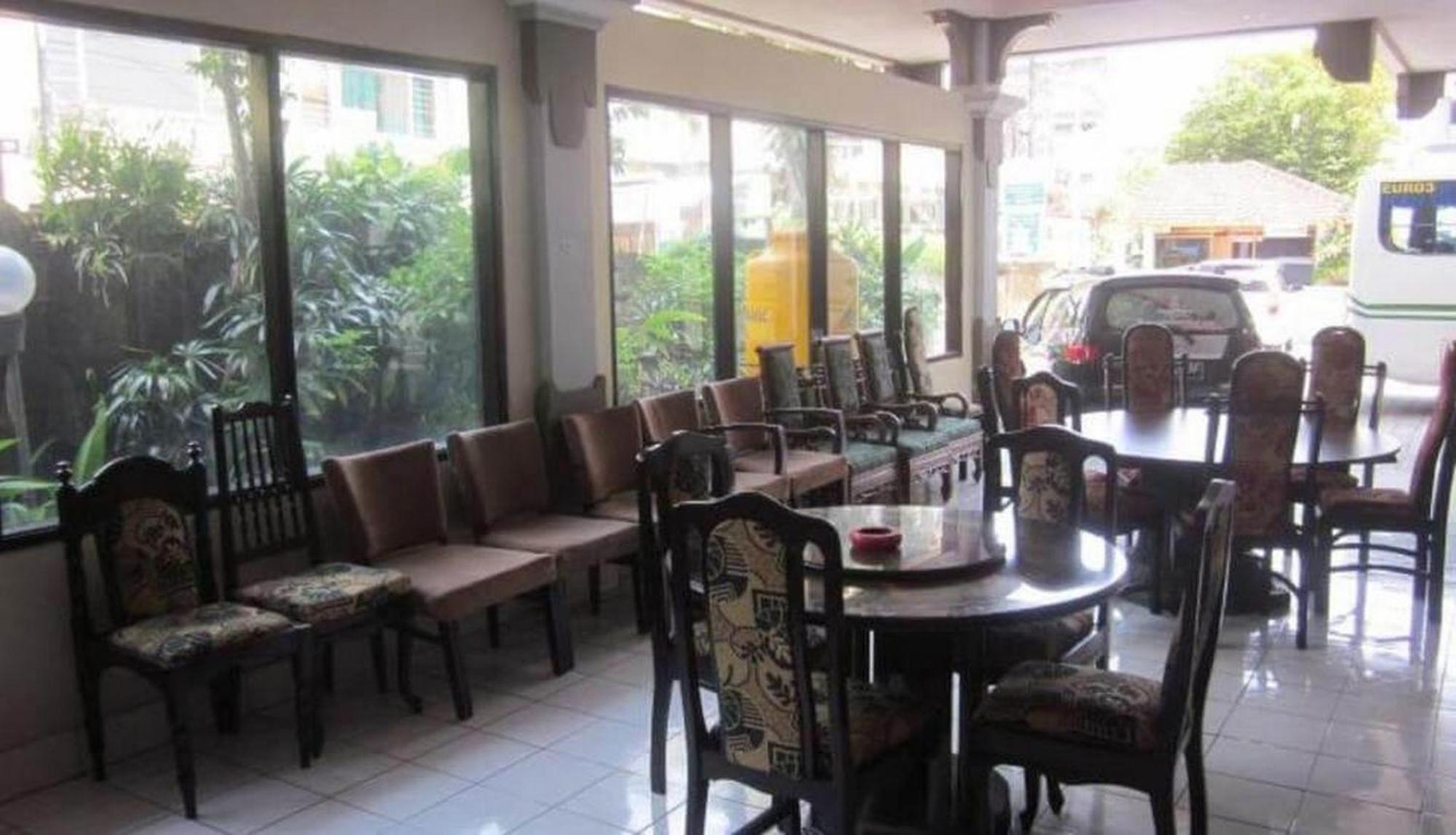 Pulau Bali Hotel Denpasar Redpartner Luaran gambar