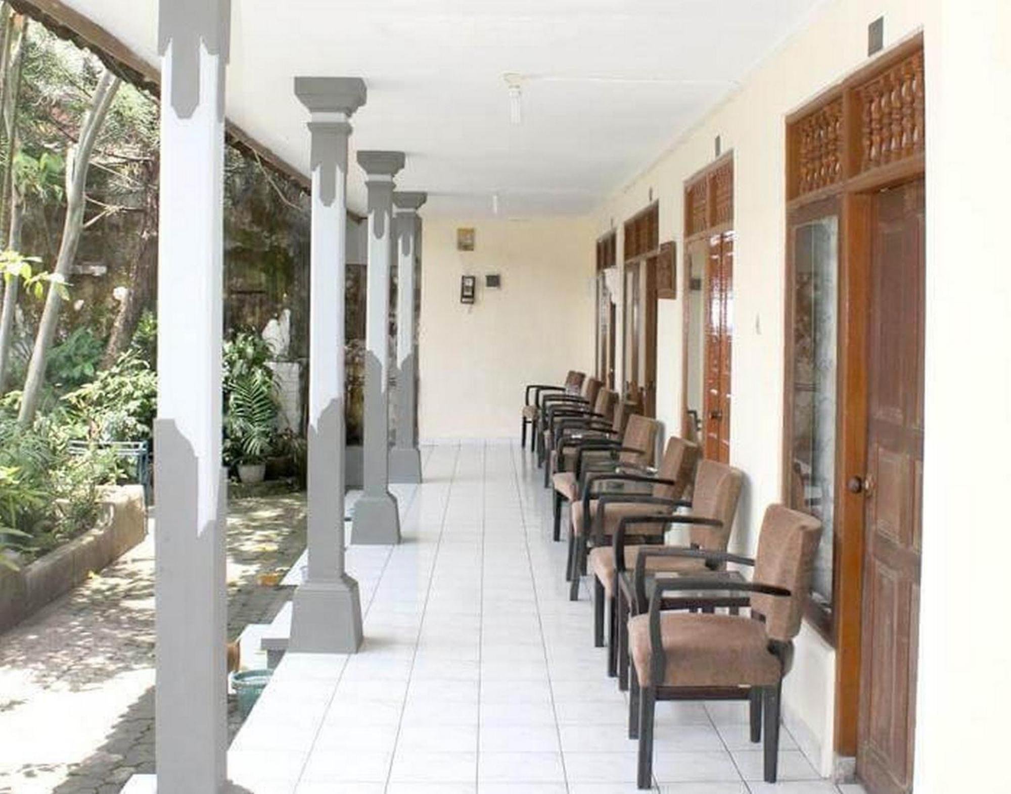 Pulau Bali Hotel Denpasar Redpartner Luaran gambar
